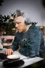 Load image into Gallery viewer, Sony MDR-7506 Stereo Professional Sound Monitoring Headphones
